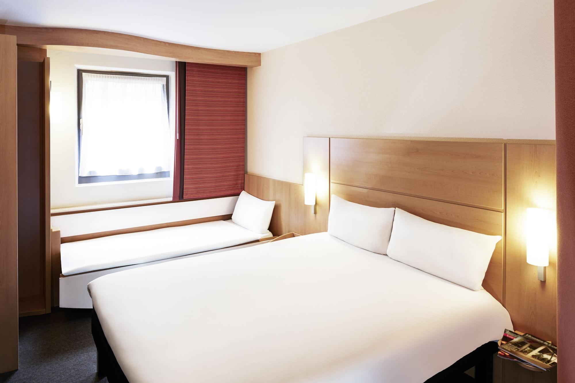 ไอบิส มาร์เซย บอนเวียน กาลองก์ ปลาฌ Hotel มาร์กเซย ภายนอก รูปภาพ