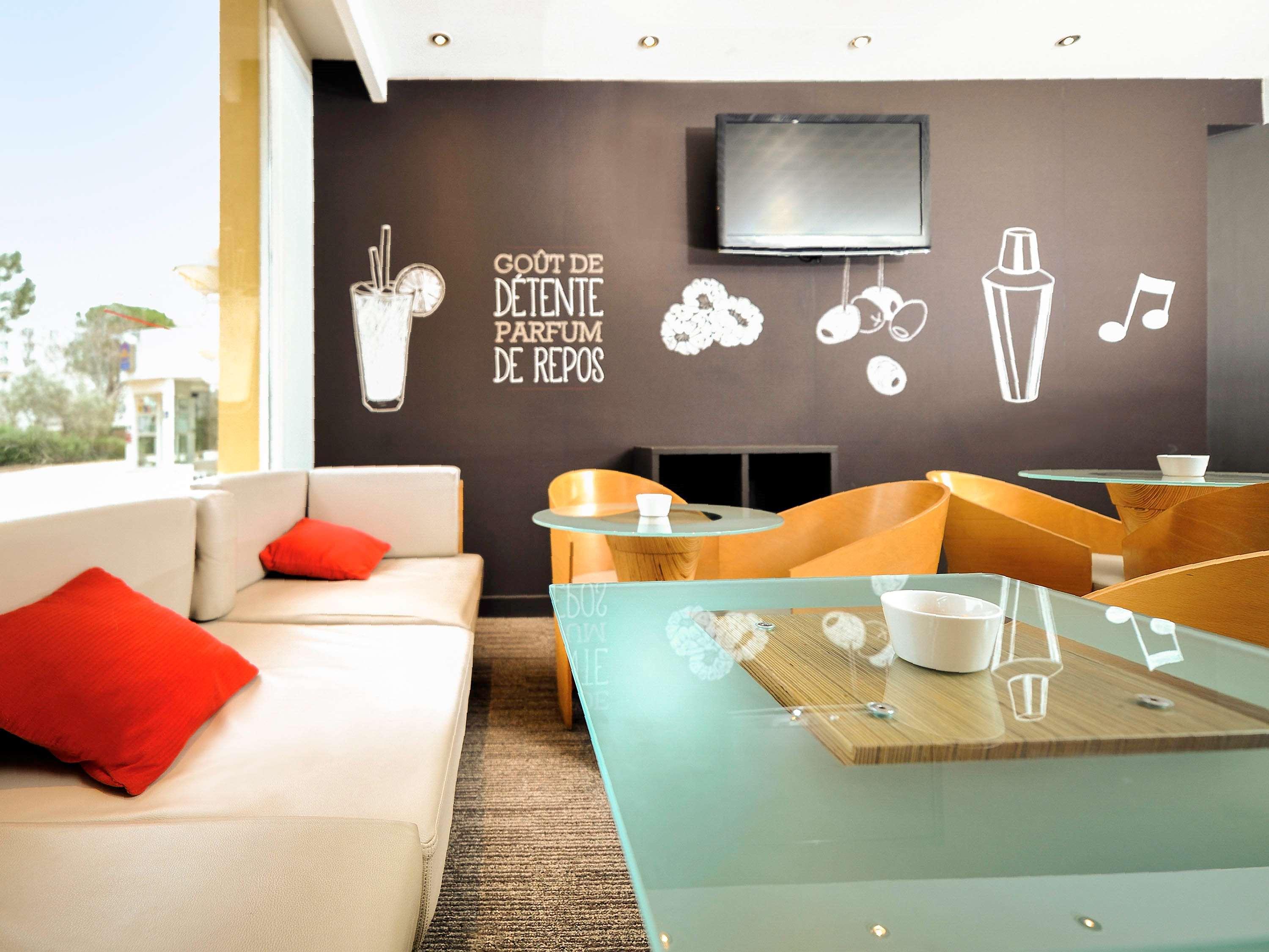 ไอบิส มาร์เซย บอนเวียน กาลองก์ ปลาฌ Hotel มาร์กเซย ภายนอก รูปภาพ